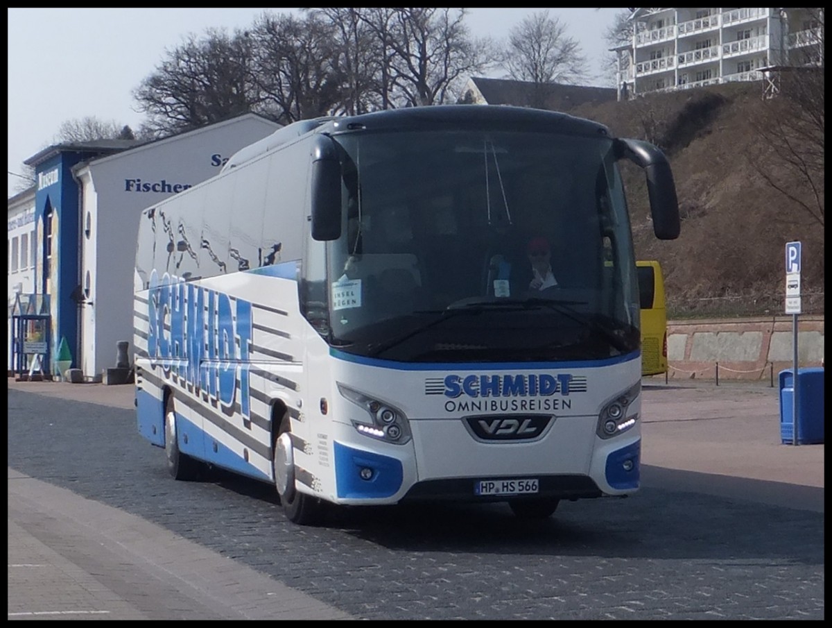 VDL Futura von Schmidt aus Deutschland im Stadthafen Sassnitz. 