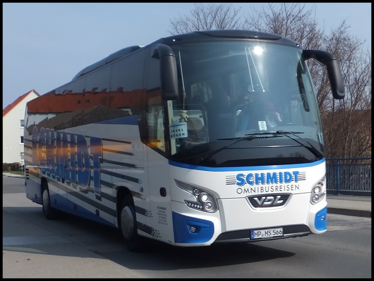 VDL Futura von Schmidt aus Deutschland in Sassnitz.