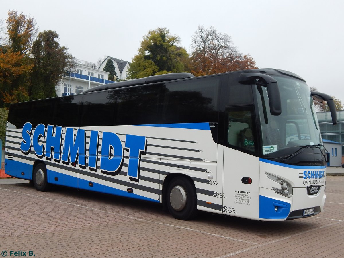 VDL Futura von Schmidt aus Deutschland im Stadthafen Sassnitz. 