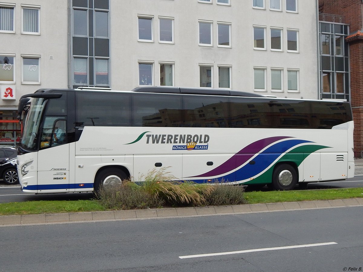 VDL Futura von Twerenbold aus der Schweiz in Stralsund.