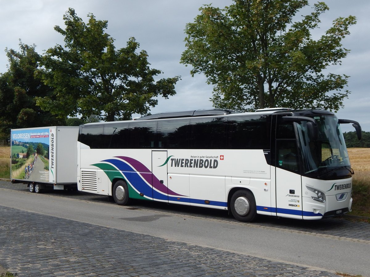 VDL Futura von Twerenbold mit Anhänger aus der Schweiz in Malchow. 