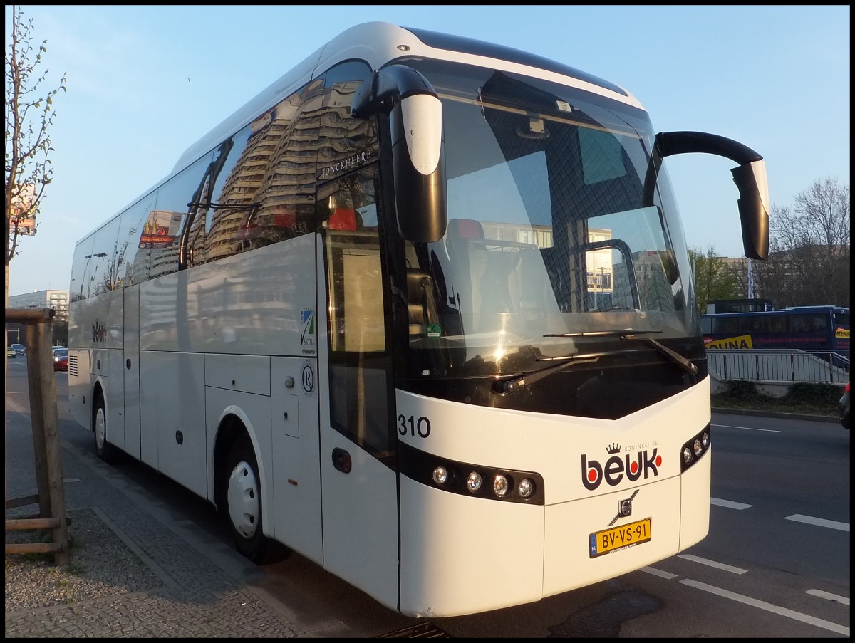 VDL Jonckheere von Beuk aus den Niederlanden in Berlin.