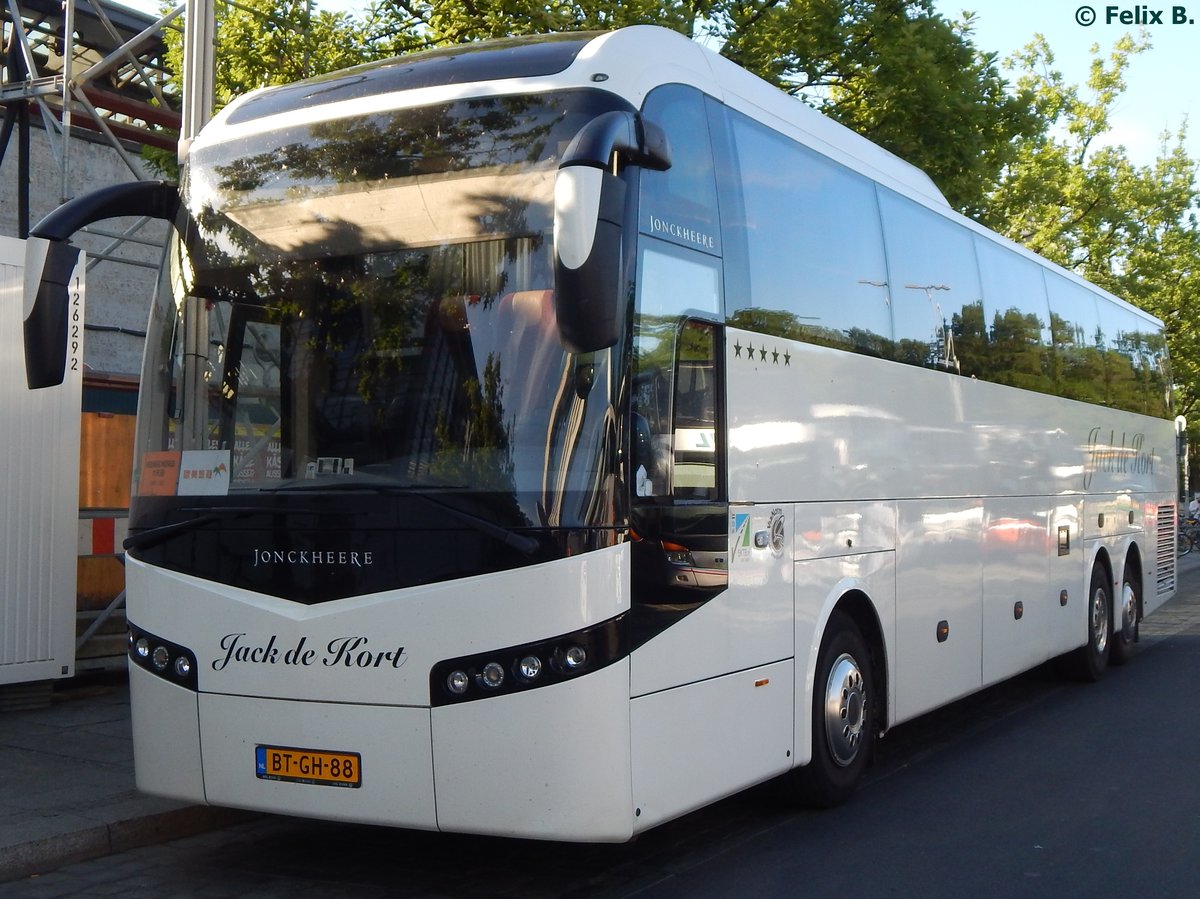 VDL Jonckheere von Jack de Kort aus den Niederlanden in Berlin.