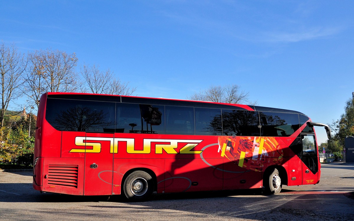 Viseon C11 von Sturz Reisen aus der BRD am 18.10.2014 in Krems.