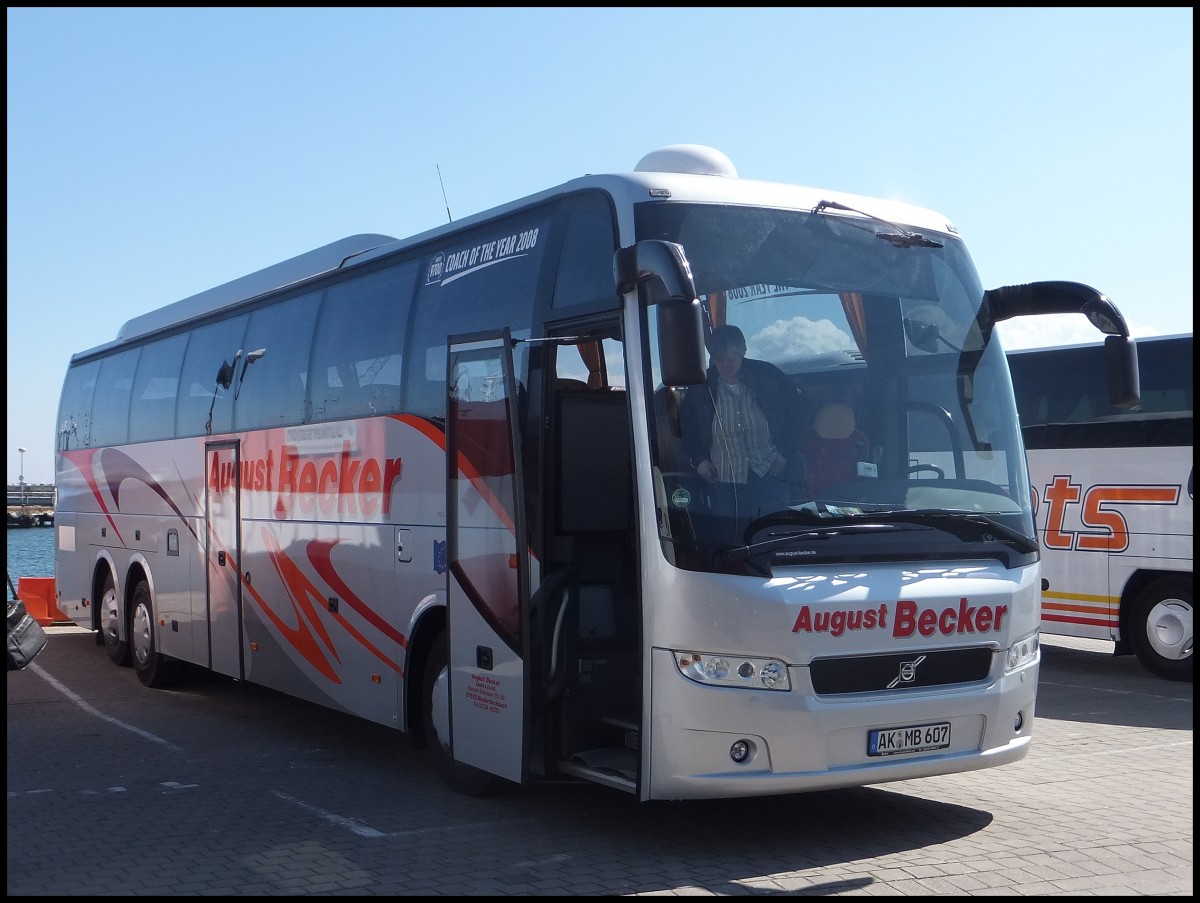 Volvo 9700 von August Becker aus Deutschland im Stadthafen Sassnitz.