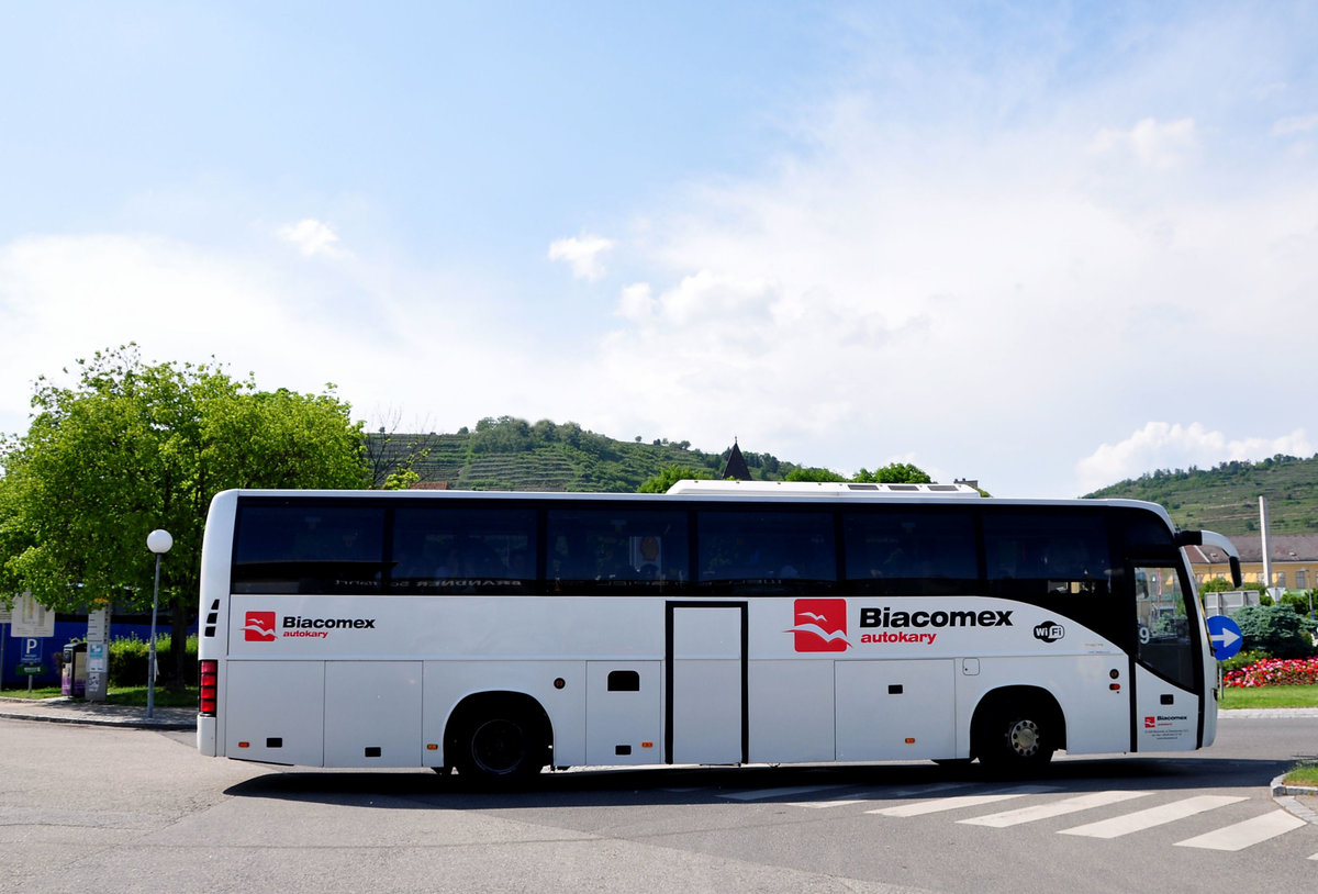 Volvo 9700 von Biacomex Autokary aus PL in Krems.