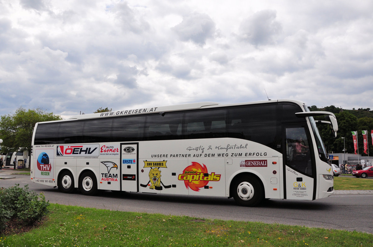 Volvo 9700 von G & K Reisen aus Wien in Krems gesehen.