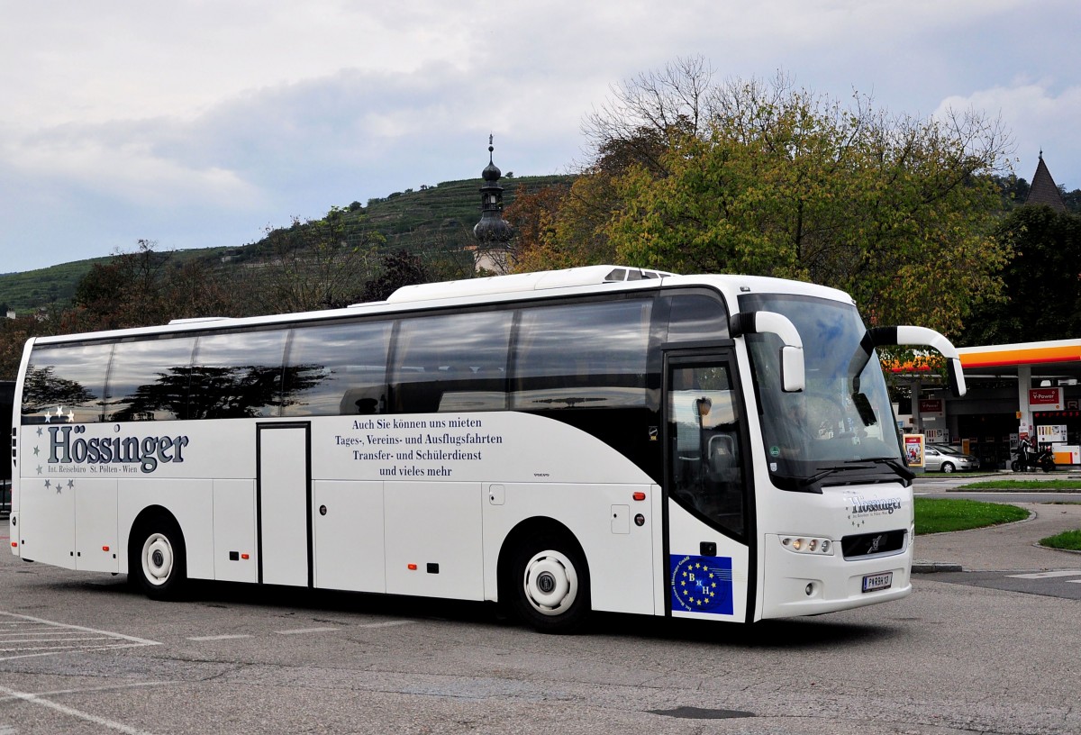 VOLVO 9700 von Hssinger Reisen aus sterreich am 20.9.2014 in Krems.