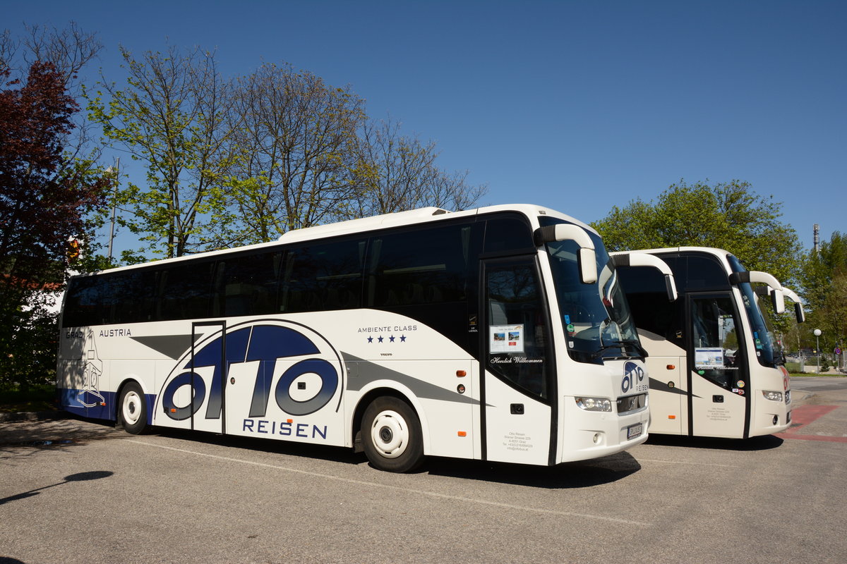 Volvo 9700 von Otto Reisen aus sterreich in Krems gesehen.