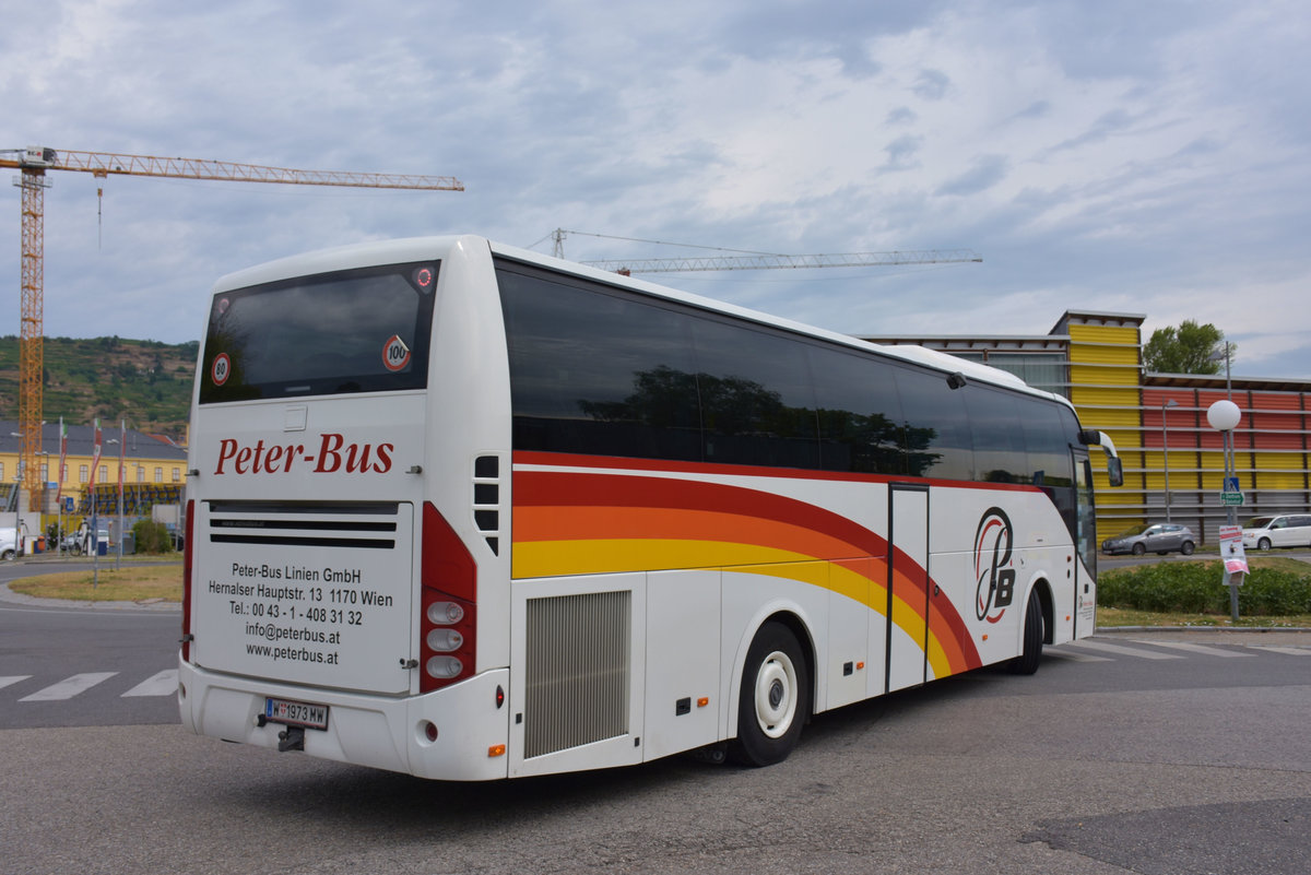 Volvo 9700 von Peter Bus aus Wien 2017 in Krems.