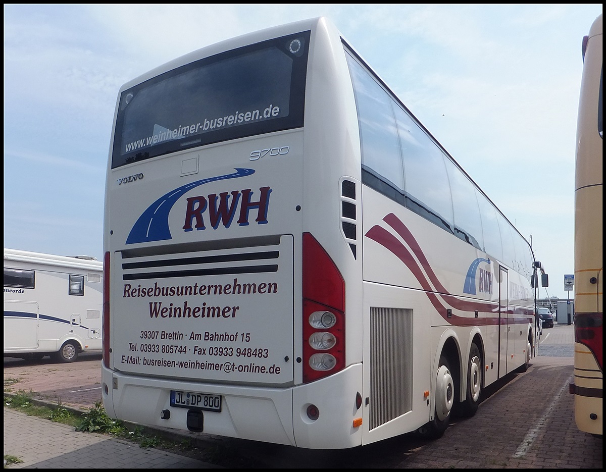 Volvo 9700 von Reisebusunternehmen Weinheimer aus Deutschland im Stadthafen Sassnitz.