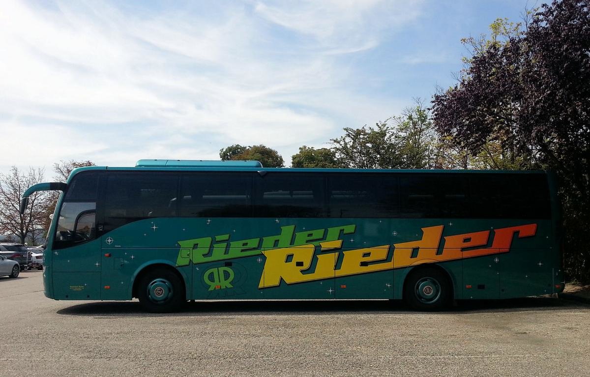 Volvo 9700 von Rieder Reisen aus sterreich 2017 in Krems.