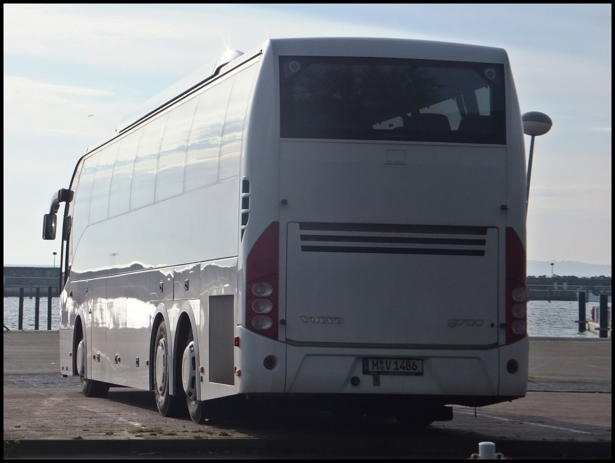 Volvo 9700 Vorfhrbus aus Deutschland im Stadthafen Sassnitz.