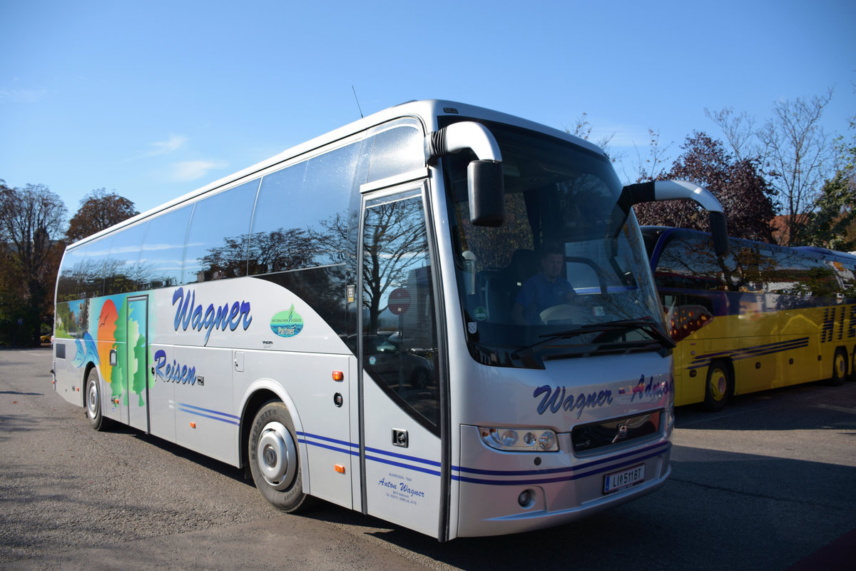 Volvo 9700 von Wagner Reisen aus sterreich in Krems.