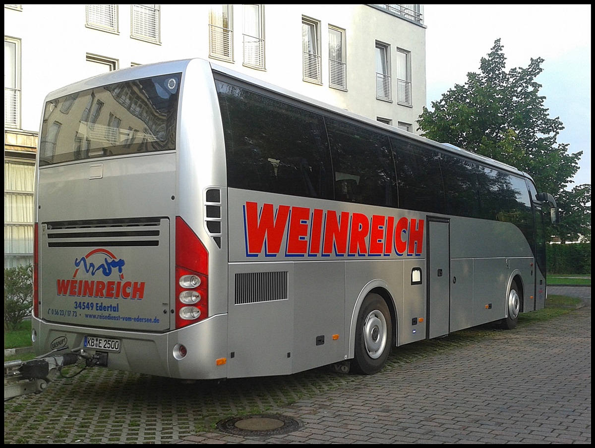 Volvo 9700 von Weinreich aus Deutschland mit Radanhnger in Bergen.