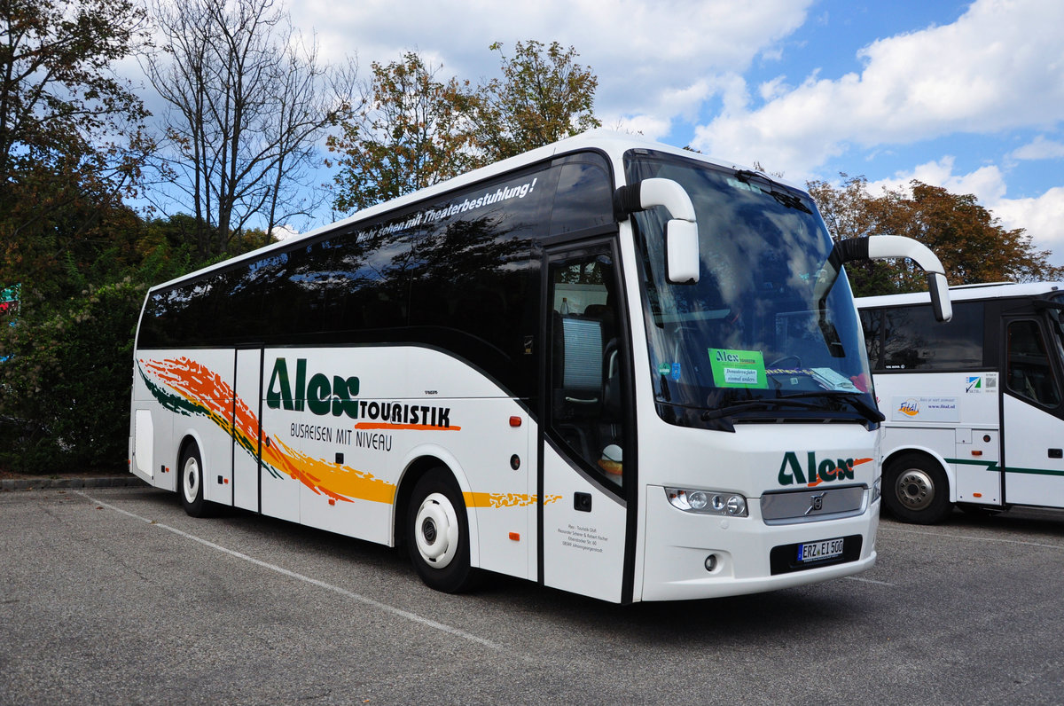 Volvo 9900 von der Alex Touristik aus der BRD in Krems gesehen.