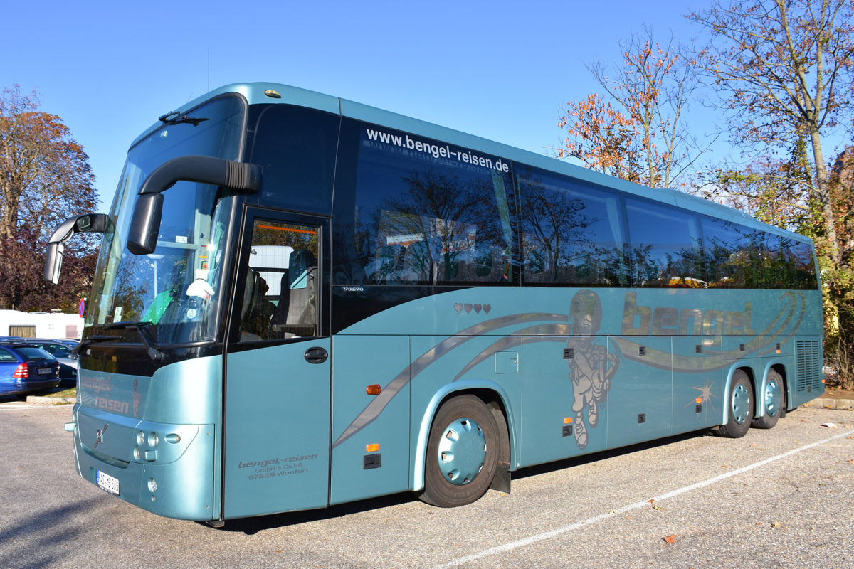 Volvo 9900 von Bengel Reisen aus der BRD in Krems.