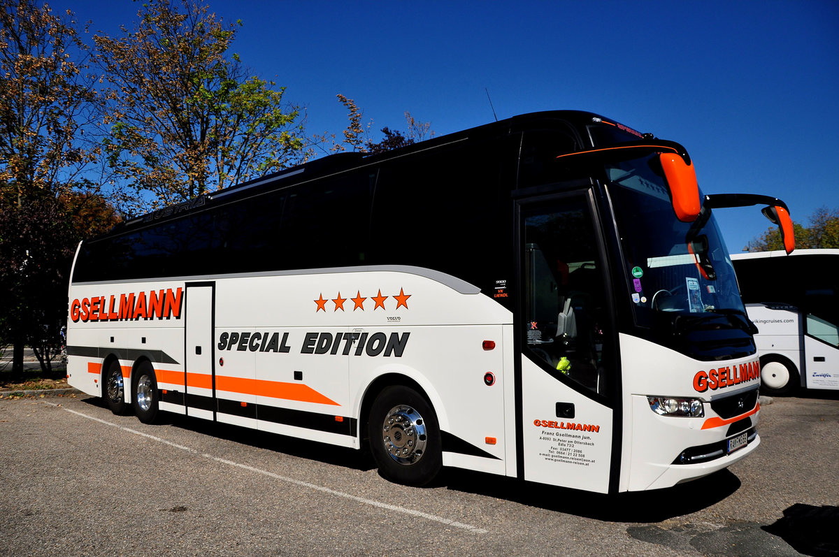 Volvo 9900 von GSELLMANN Reisen aus sterreich in Krems gesehen.