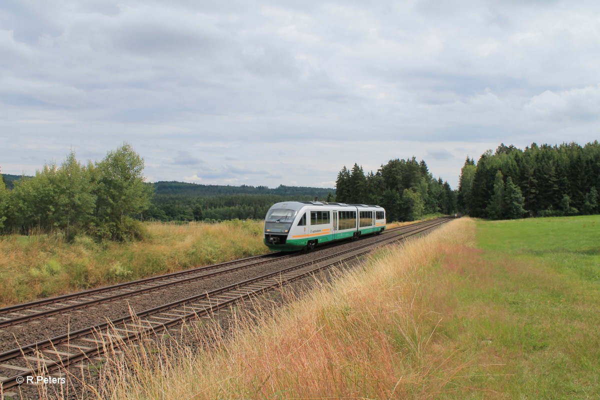 VT16 als VBG74256 Regensburg nach Marktredwitz kurz vor Pechbrunn. 07.07.14