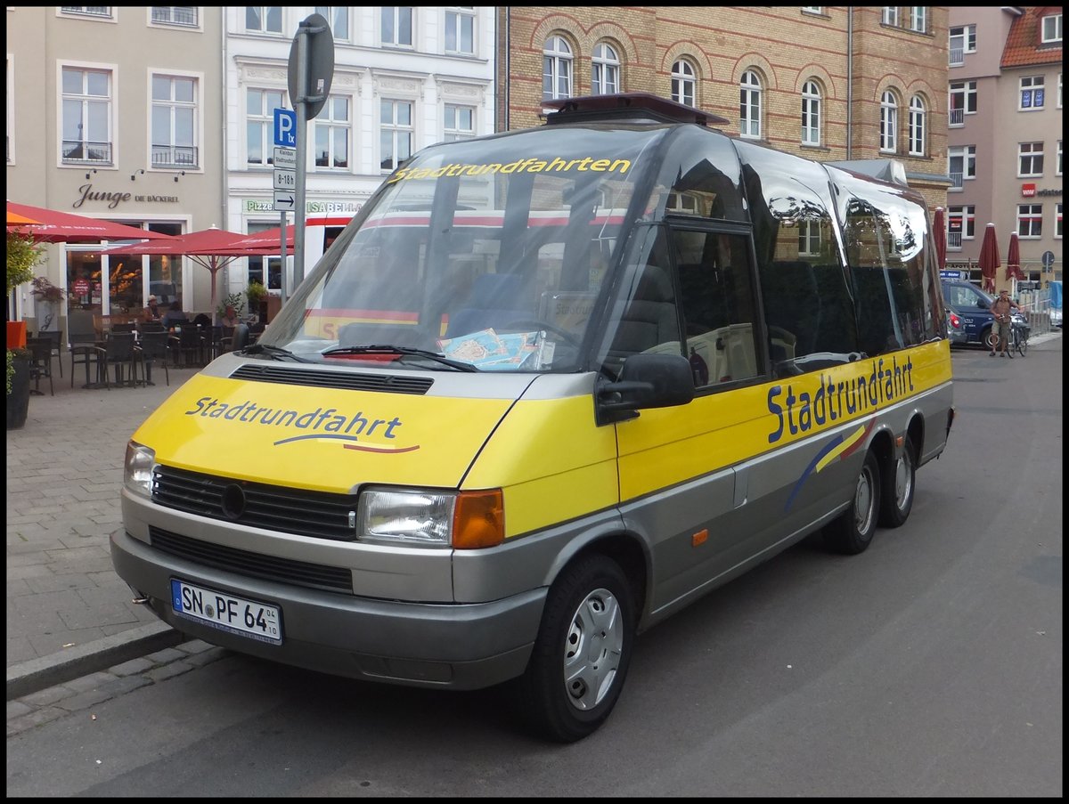 VW Microstar von Stadtrundfahrten Stralsund in Stralsund. 