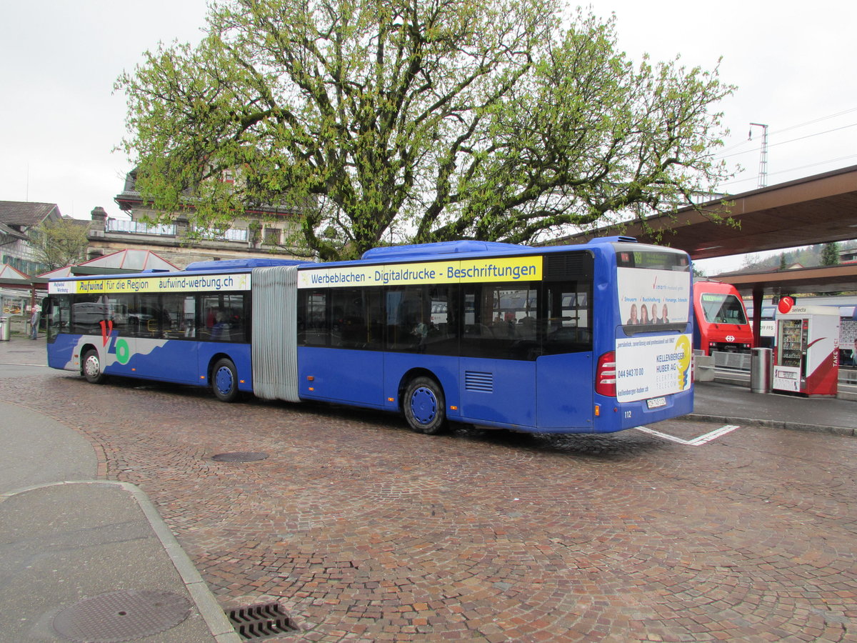 VZO - Mercedes Citaro Nr.112 (Baujahr 2008) auf dem Vorplatz vor dem Bahnhof Wetzikon am 16.4.18