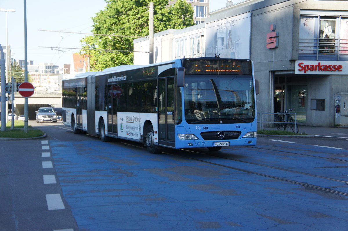 Wagen 140 (Mercedes Benz Citaro Facelift G) am Ehinger Tor am 10.5.2017.