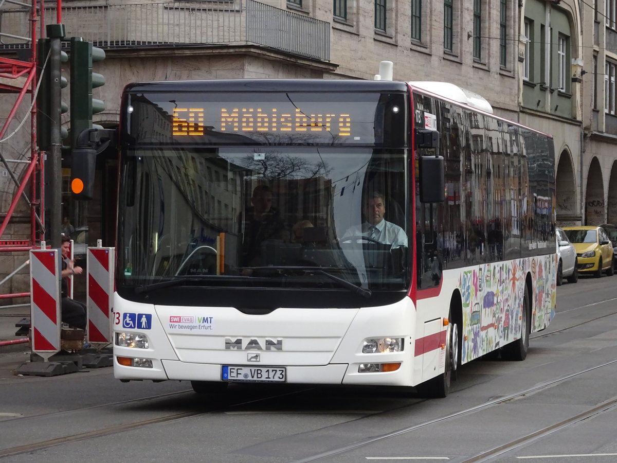 Wagen 173 der EVAG Erfurt, ein MAN Lions City, am 04.03.17 auf der Linie 60 in der Nähe des Hauptbahnhofes.