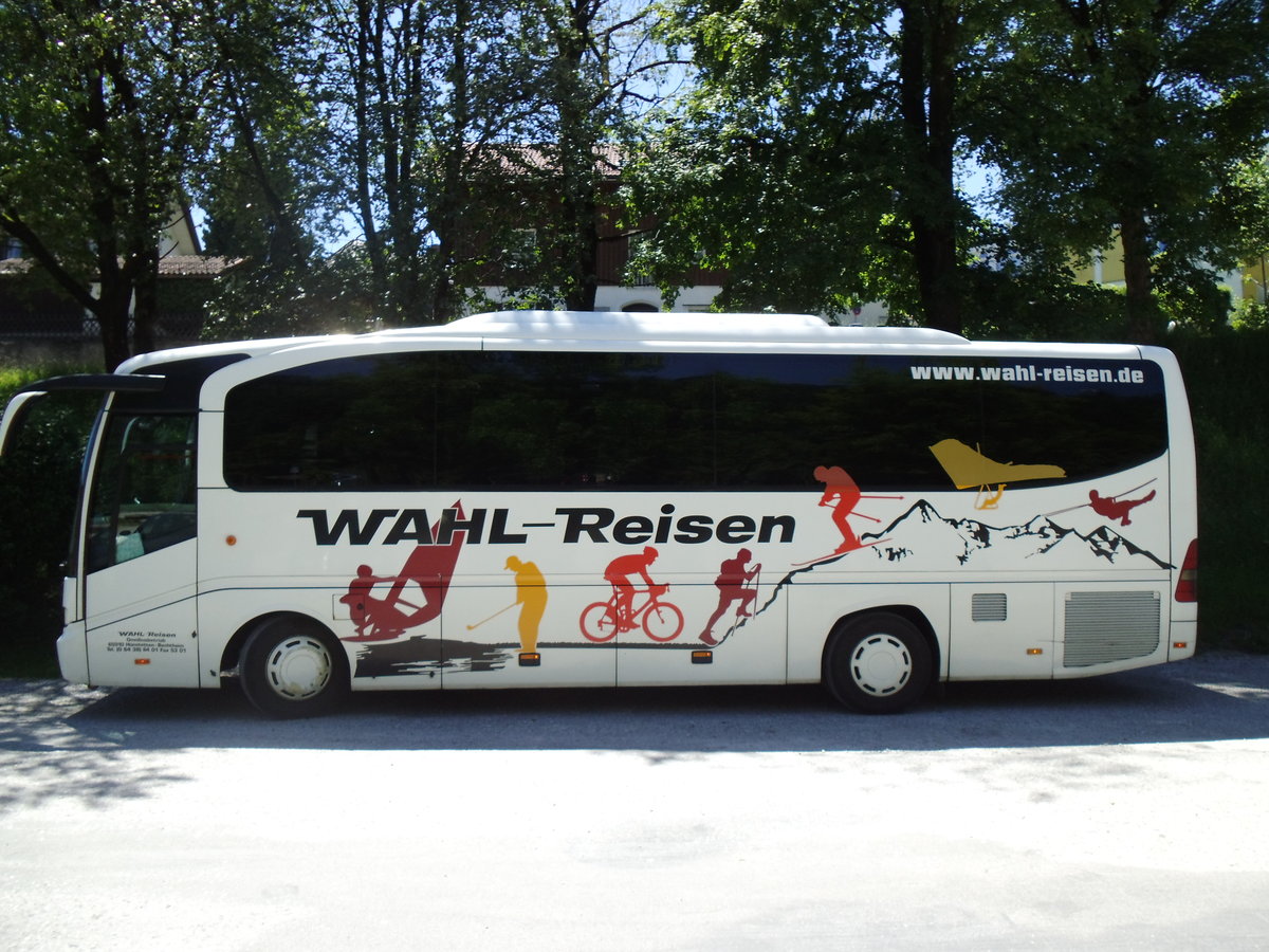 Wahl-Reisen, Hnstetten - Mercedes Benz Tourino am 23. Juni 2016 in Mnchen (Aufnahme: Martin Beyer)
