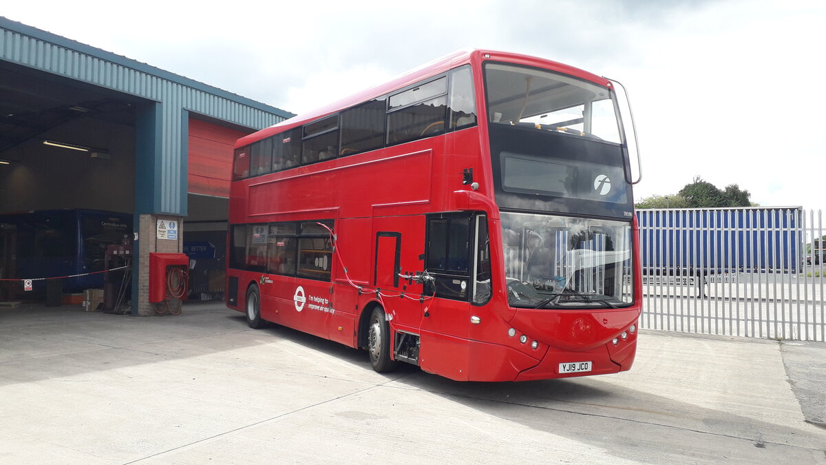 YJ19 JCO
2019 Optare MetroDecker EV
Optare H41/22D
First London 39599
Seen at Switch Mobility (Optare)s' premises at Rotherham, UK is this electric double deck bus, possibly a development vehicle for Switch Mobility/Optare.

9th August 2021.
