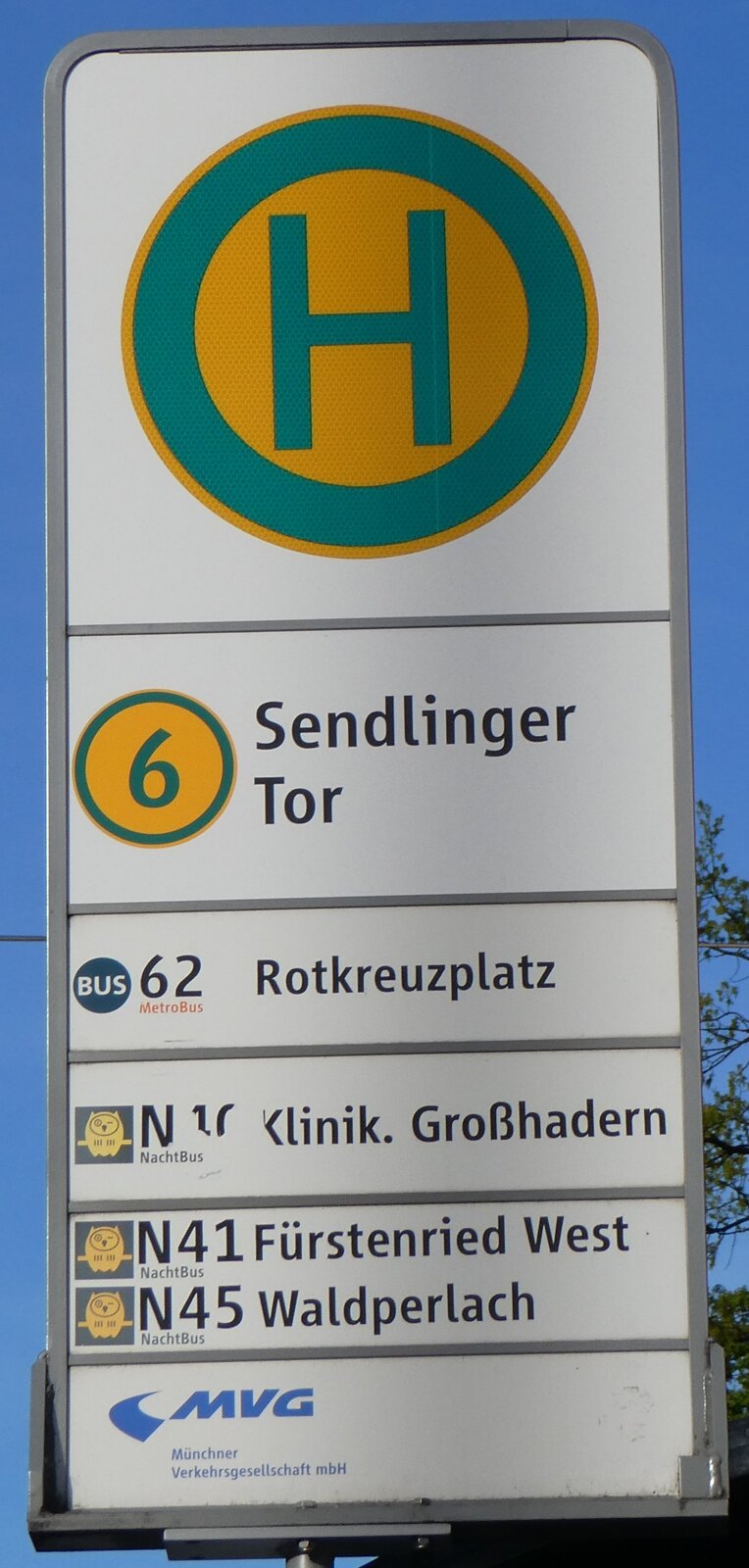 (261'293) - MVG-Haltestellenschild - Mnchen, Sendlinger Tor - am 14. April 2024