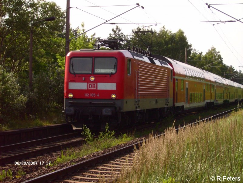 112 185-4 mit RE1 Eisenh�ttenstadt bei ex HP Vogelsang. 20.06.07