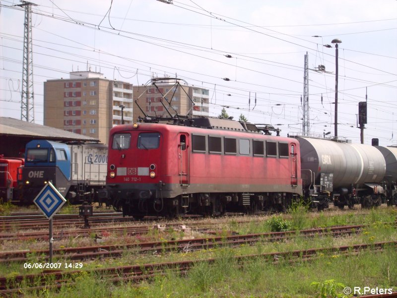 140 712-1 hat Freie Fahrt in Eisenh�ttenstadt. 06.06.07