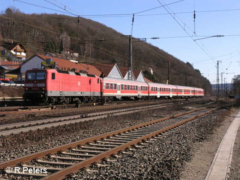 143 902-2 erreicht Gem�nden mit einer RB Jossa. 16.02.08
