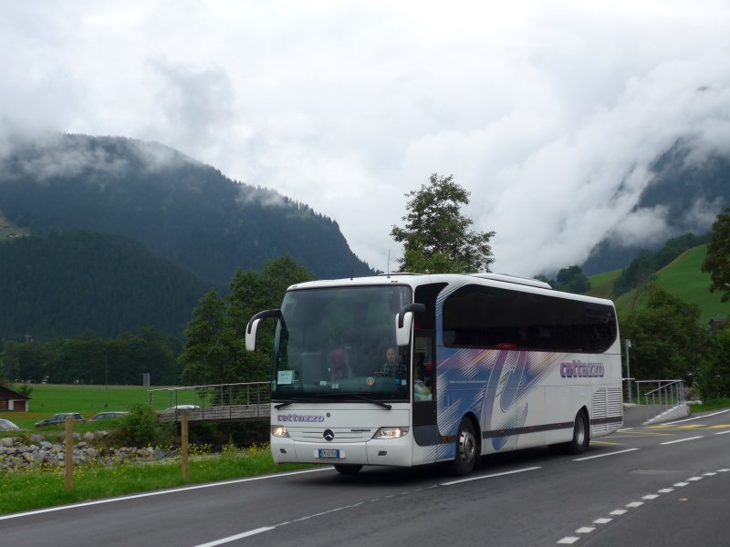 153 564 Aus Italien Cattazzo Tregnago Em 407 Ek Mercedes Am 3 August 14 Beim Bahnhof Grindelwald Grund Autobusse Startbilder De