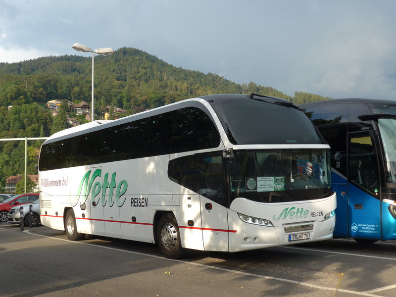 173 907 Aus Deutschland Nette Reisen Trierweiler Tr Nr 70 Neoplan Am 16 August 16 In Thun Seestrasse Autobusse Startbilder De