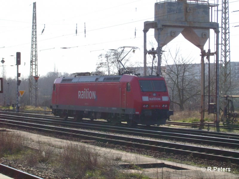 185 176-5 kommt solo von der oderbr�cke zur�ck in Frankfurt/Oder eingefahren.12.03.07