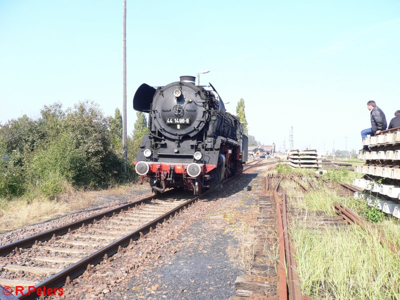 44 1486 f�hrt nun f�r die F�hrerstandsmitfahrten im BW Sta�furt.