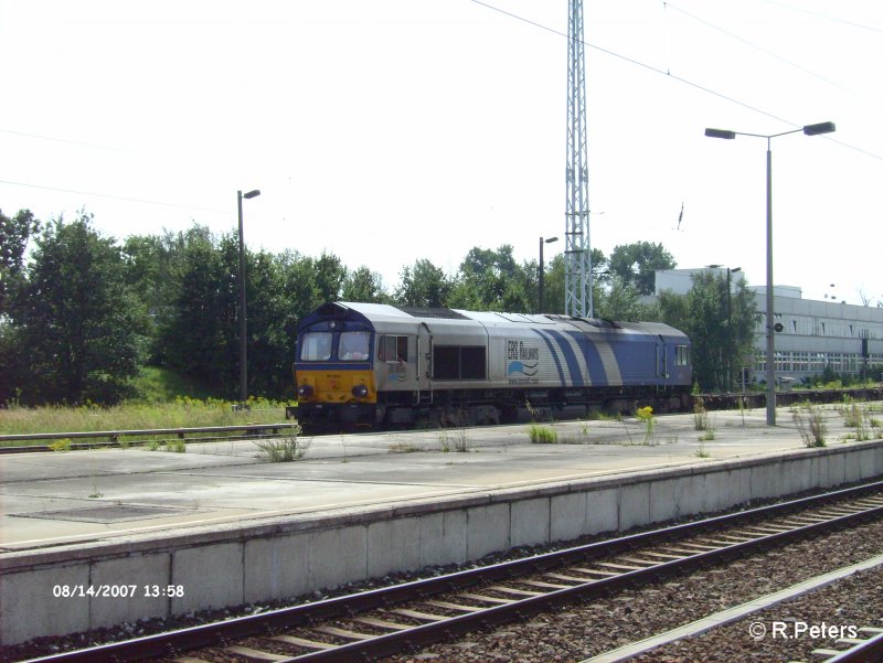 6606 erreicht Berlin-Sch�nefeld mit ein Containerzug nach Frankfurt/Oder. 14.08.07