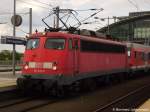 110 410-8 steht mit dem DGB Streik Sonderzug nach Basel im Berliner Hbf.