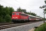 110 351 mit einem Sonderzug aus Villach am 09.06.2009 in Haar (bei M�nchen).