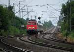 Grauer Betriebsalltag auf der Main-Weser-Bahn.