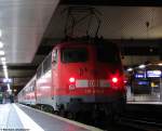 110 435-5 schiebt den RE 11376 von D�sseldorf nach K�ln.