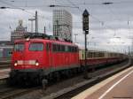 Als Ersatz f�r eine Lok der BR 103 durfte 110 469-4 den TEE Sonderzug von Koblenz nach Emden ziehen.