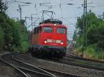 Grauer Betriebsalltag auf der Main-Weser-Bahn.
