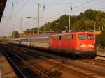 Eine Woche zuvor strahlte die Abendsonne 115 166-1 mit EN 477 noch sch�n an.