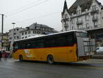 (244'994) - PostAuto Wallis - VS 704/PID 11'812 - Iveco am 11. Januar 2023 beim Bahnhof Brig