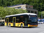 (275'953) - PostAuto Bern - BE 610'536/PID 12'125 - eMercedes am 29. Mai 2025 beim Bahnhof Interlaken Ost