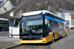 (284'328) - PostAuto Bern - BE 610'537/PID 12'126 - eMercedes am 24. Januar 2026 beim Bahnhof Interlaken West