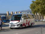 (185'663) - Transport urb, Roses - 7117 JZT - Iveco am 29. September 2017 in Roses, Ciutadella