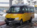 Mercedes/406005/148691---bus-trans-visp---vs (148'691) - BUS-trans, Visp - VS 284'080 - Mercedes (ex Hutter, Ausserberg) am 2. Februar 2014 beim Bahnhof Visp